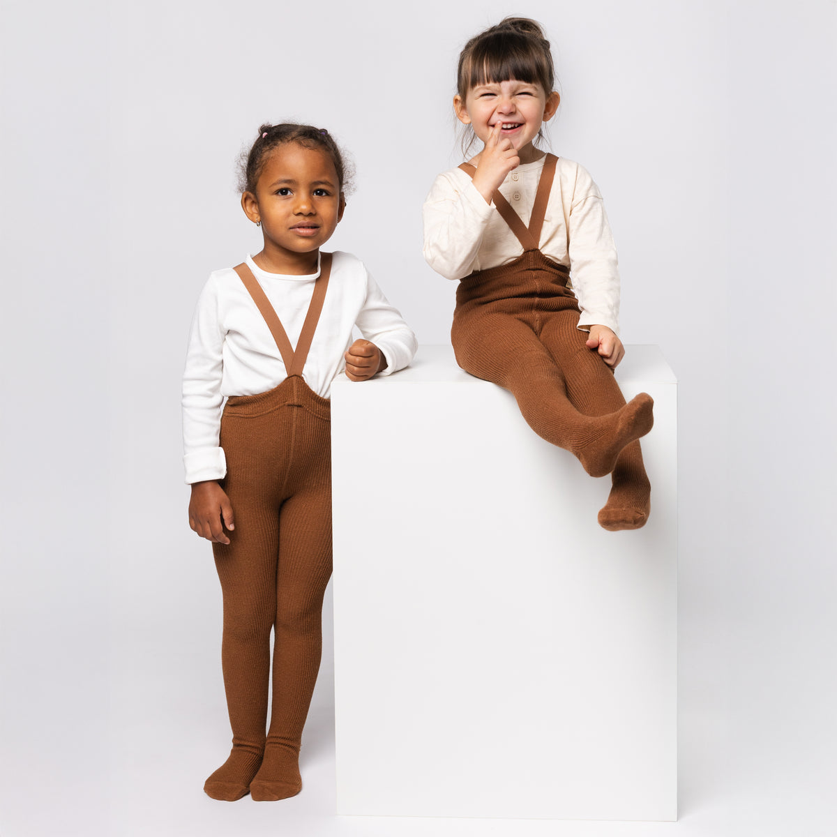 Collant con bretelle – Nocciola (con lana di baby alpaca)