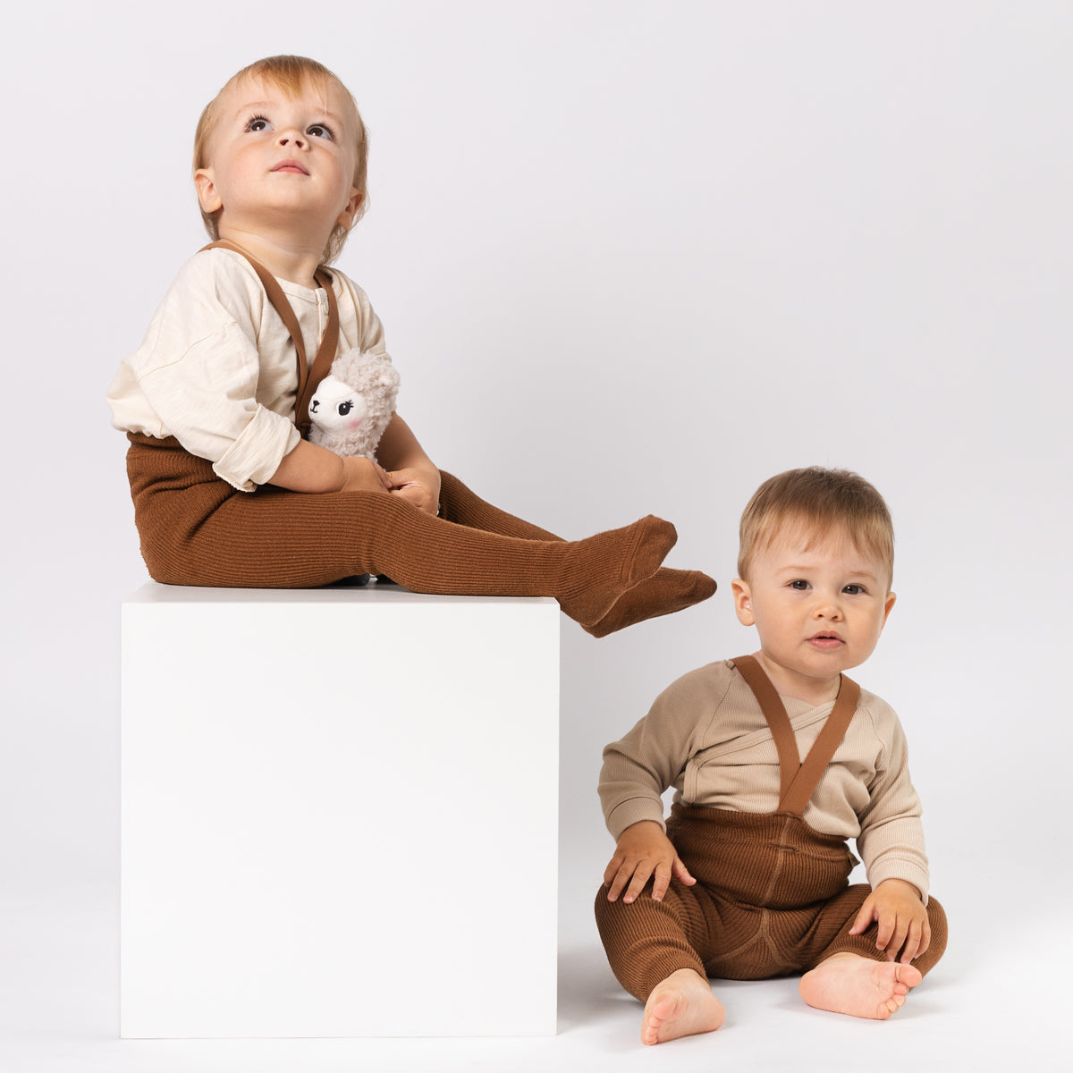 Collant con bretelle – Nocciola (con lana di baby alpaca)