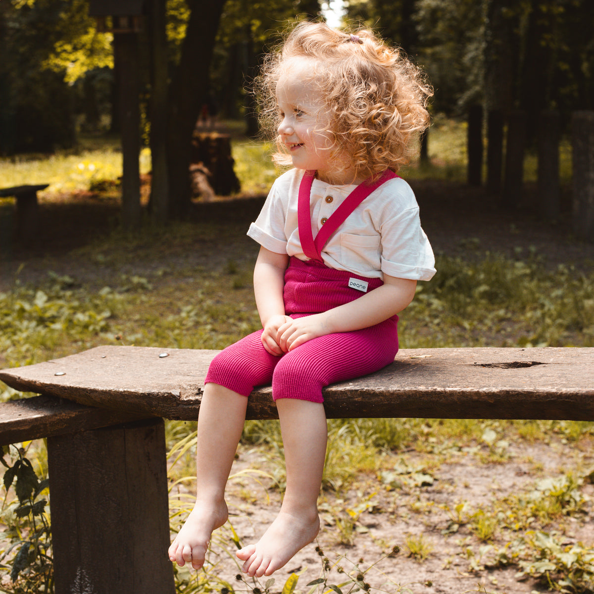 Pantaloncini con bretelle - Magenta