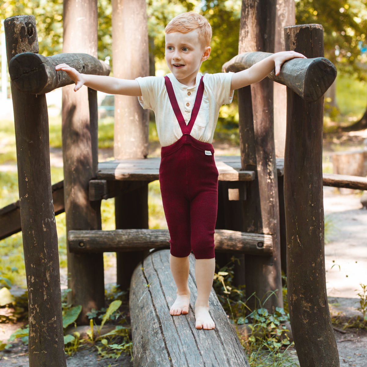 Pantaloncini con bretelle - Ciliegia Borgogna