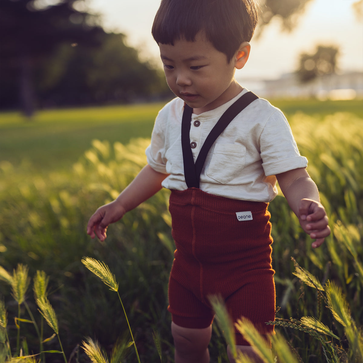 Pantaloncini con bretelle - Rosso ruggine